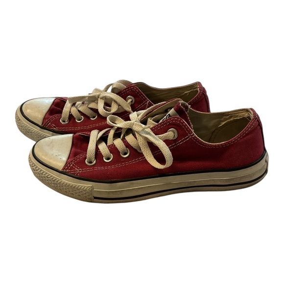 Women’s Maroon Red Low Top Converse Size 8 - Picture 6 of 9